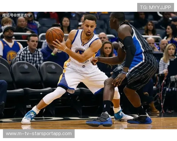 太阳教练战术换招频繁：探索篮球场上的“魔术师”