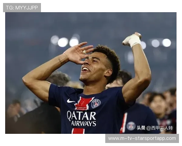 巴黎攻守连续训练节奏提升，开启足球新纪元