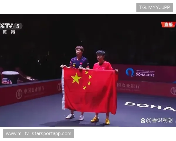 现场“燃炸”瞬间:运动员拼搏到底的“感人一刻”! 现场“燃炸”瞬间:运动员拼搏到底的“感人一刻”!